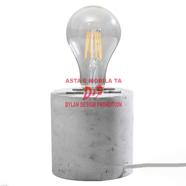 Lampă de masă